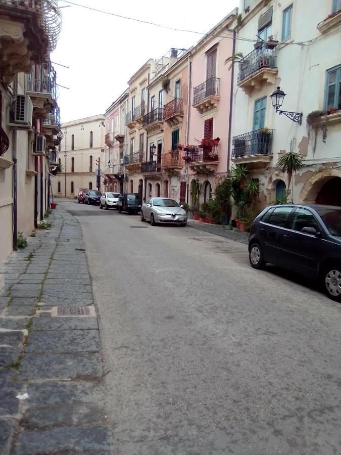 Appartamento Vicolo A Mare Syracuse Esterno foto